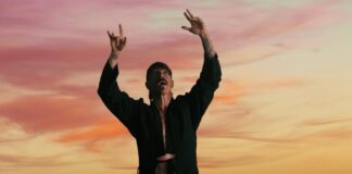 Red Hot Chili Peppers Win 2022 MTV VMA for Best Rock Video