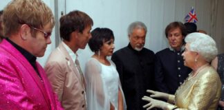 Θρύλοι της ροκ αποχαιρετούν τη Βασίλισσα Ελισάβετ