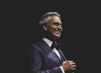 Ο Andrea Bocelli μηνύει εταιρεία αεροπορικών τσάρτερ επειδή φέρεται να του προκάλεσε “αδικαιολόγητο άγχος