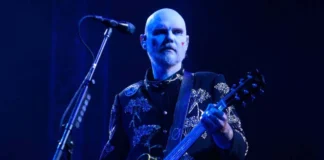Ο Billy Corgan λέει στους Pantera να “βγάλουν το σκασμό” για τους Metallica