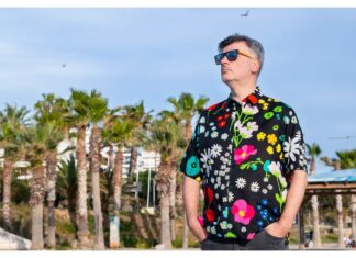 Ο Φοίβος Δεληβοριάς live στο Θέατρο Βράχων | Δευτέρα 11 Σεπτεμβρίου | Μαζί του η Νεφέλη Φασούλη