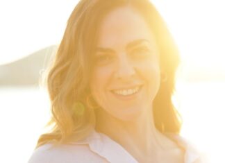 “Μια Κυριακή του Μάρτη” από την Ρένα Μόρφη