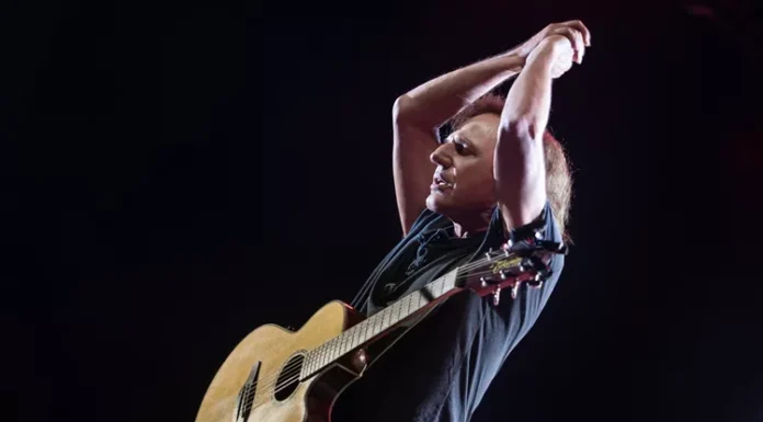 Βασίλης Παπακωνσταντίνου – Καλοκαίρι 2025: Θεσσαλονίκη 18/6 & Πάτρα 23/6