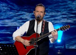 Ο Κώστας Μακεδόνας στο Δημοτικό Θέατρο Ηλιούπολης «Δημήτρης Κιντής» | Τετάρτη 20 Σεπτεμβρίου