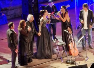 Η Γιάννα Βασιλείου εντυπωσίασε στη συναυλία του Κώστα Χατζή στο Ηρώδειο!