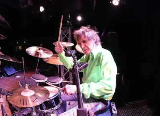 Ο Colin Burgess, o αρχικός drummer μέλος των AC/DC, πέθανε σε ηλικία 77 ετών