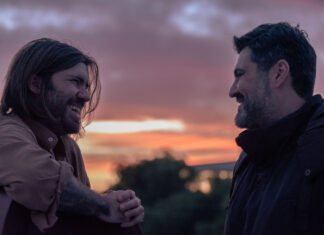 Στέλιος Τσουκιάς I Νέο τραγούδι I “Φωτιές στον Αέρα” | Δείτε το νέο music video