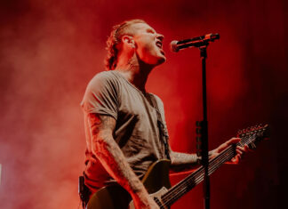 Ο Corey Taylor στο δημοτικό θέατρο του Λυκαβηττού στις 28 Μαΐου!
