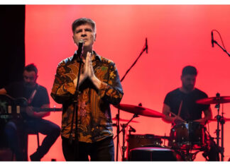 Νέες έξτρα ημερομηνίες για τον Φοίβο Δεληβοριά στο Κύτταρο | Σάββατα: 23/3, 30/3, 6/4, 13/4