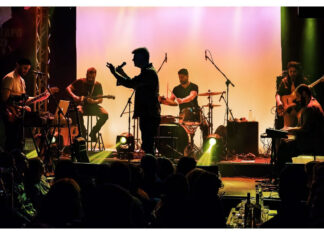 Φοίβος Δεληβοριάς: Νέα & τελευταία παράταση εμφανίσεων @ Κύττταρο | 20-21 & 27-28 Απριλίου 2024