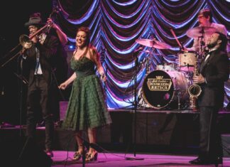 Scott Bradlee’s Postmodern Jukebox | Τρίτη 3 Σεπτεμβρίου 2024 @ Τεχνόπολη Δήμου Αθηναίων