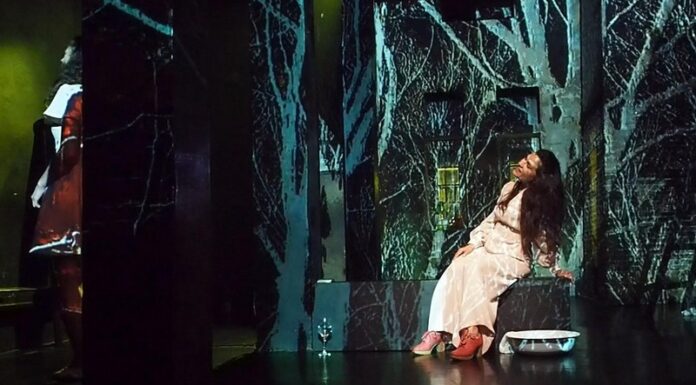 Η «Περσεφόνη» του Ρίτσου επιστρέφει στο θέατρο «Φούρνος» | Από Σάββατο 19 Οκτωβρίου 2024