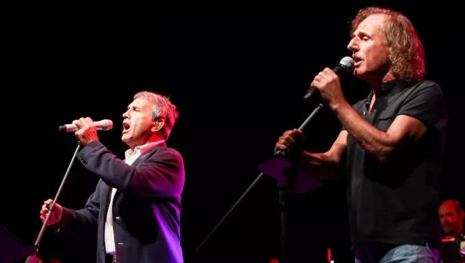 Γιώργος Νταλάρας – Βασίλης Παπακωνσταντίνου στο VOX | Απο Πέμπτη 5 Δεκεμβρίου και κάθε Πέμπτη & Παρασκευή