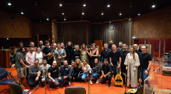 Τα μαύρα ρούχα: Εννέα γυναίκες ερμηνεύουν για εκείνες που τις σκότωσαν γιατί ήταν γυναίκες ''Τα μαύρα ρούχα"