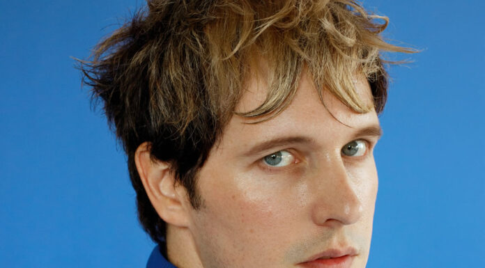 Leon of Athens • Athens On Repeat | New album release | Δείτε το music video του Somewhere To Go