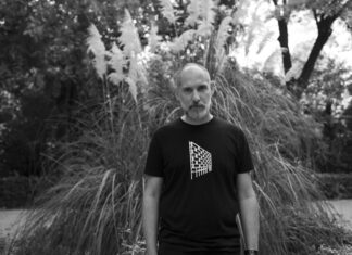 Ορέστης Ντάντος “Μοναχοπαίδια”: Δείτε το music video του “ΕΝ ΑΡΧΗ ΕΙΝ Η ΤΡΕΛΑ” Ορέστης Ντάντος ΜΟΝΑΧΟΠΑΙΔΙΑ