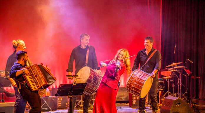 Η Ευανθία Ρεμπούτσικα για μία ξεχωριστή συναυλία στο Radio City Theatre Θεσσαλονίκης την Κυριακή 29 Δεκεμβρίου Ο Μελωδία Θεσσαλονίκης προσκαλεί την Ευανθία Ρεμπούτσικα για μία ξεχωριστή συναυλία στο Radio City Theatre Θεσσαλονίκης την Κυριακή 29 Δεκεμβρίου