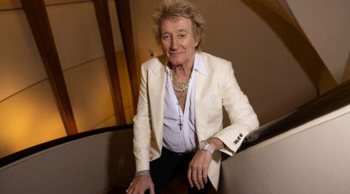 Ο Rod Stewart έρχεται για πρώτη φορά στην Ελλάδα: 13 Δεκεμβρίου 2025 | Προπώληση & λεπτομέρειες Ο Rod Stewart έρχεται για πρώτη φορά στην Ελλάδα