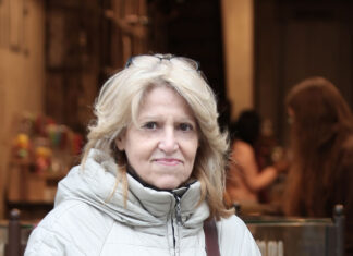 Anna Musewald: Τα πράσινα και κίτρινα πιόνια