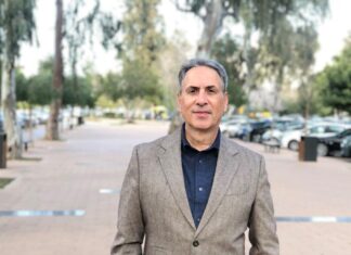 Γρηγόρης Ε. Παντελόγλου: “Η Μαθητεία των Προέδρων”