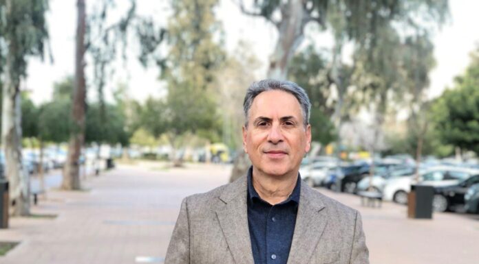 Γρηγόρης Ε. Παντελόγλου: “Η Μαθητεία των Προέδρων”