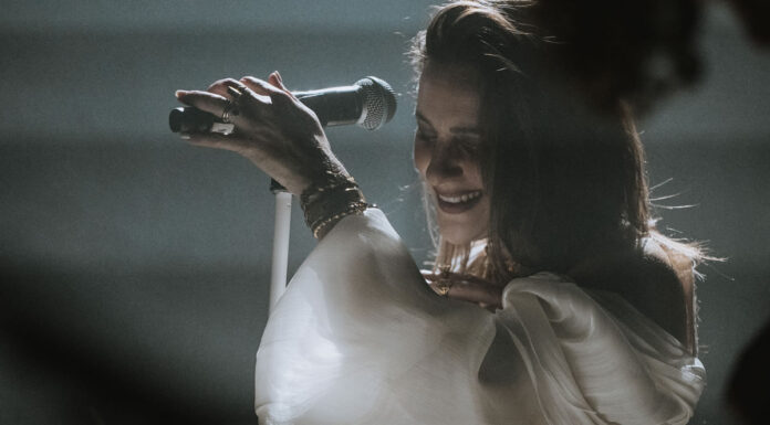 Νέες ημερομηνίες: Νατάσσα Μποφίλιου “Κάτι καίγεται 2 – Ο μεγάλος κύκλος | Κάθε Σάββατο στο Vox & τις Κυριακές του Μαρτίου NEW DATES: ΝΑΤΑΣΣΑ ΜΠΟΦΙΛΙΟΥ | ΚΑΤΙ ΚΑΙΓΕΤΑΙ 2 -Ο ΜΕΓΑΛΟΣ ΚΥΚΛΟΣ