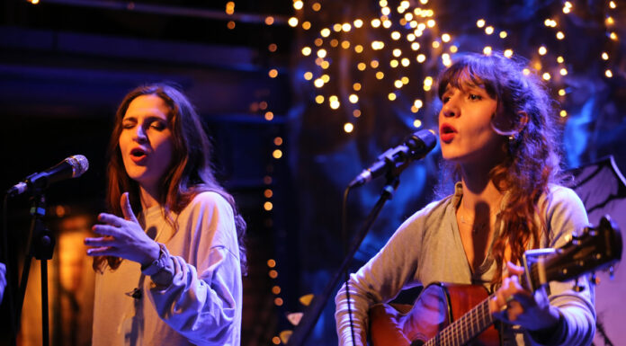 Οι Σκιαδαρέσες στον Σταυρό του Νότου Club – Νέες ημερομηνίες: Τετάρτη 5 και 12 Μαρτίου Οι Σκιαδαρέσες στον Σταυρό του Νότου Club