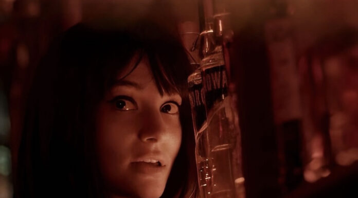 Η Παρασκευή Δουρουκλάκη διασκευάζει το «Εγώ είμαι ένα παλιόπαιδο»