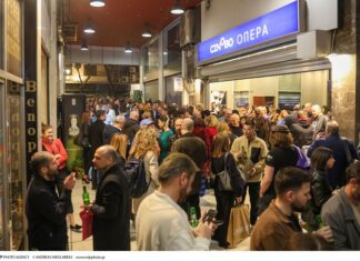 “ΕΧΩ ΚΑΤΙ ΝΑ ΠΩ” | Στιγμιότυπα από τη λαμπερή ΠΡΕΜΙΕΡΑ λίγο πριν την έξοδο της ταινίας στις αίθουσες (27/3)