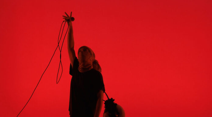 Οι Kapten επιστρέφουν με το “Loga Zenith” που θα περιλαμβάνεται στο πρώτο τους ολοκληρωμένο άλμπουμ. KAPTEN I NEW SINGLE & MUSIC VIDEO I LOGA ZENITH