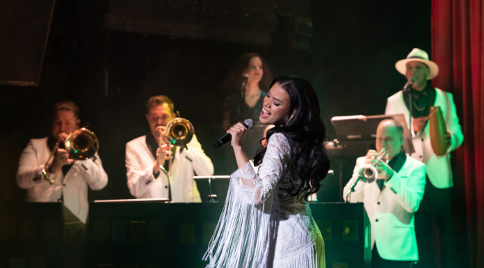 Φεστιβάλ Αθηνών Επιδαύρου: Πάρτι έναρξης με τη Rosanna Mailan Orchestra | Παρασκευή 30 Μαΐου @ Πειραιώς 260 | Είσοδος ελεύθερη Πάρτι έναρξης Rosanna Mailan Orchestra