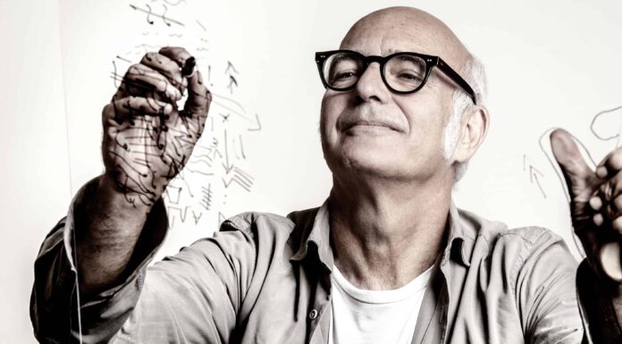 Ludovico Einaudi Ο Ludovico Einaudi ζωντανά στο Καλλιμάρμαρο!