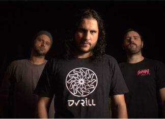 Το ροκ τρίο Mad Sneaks κυκλοφορεί το νέο single “Coma” με ροκ επιρροές της δεκαετίας του ’90 Το ροκ τρίο Mad Sneaks κυκλοφορεί το νέο single "Coma" με ροκ επιρροές της δεκαετίας του '90