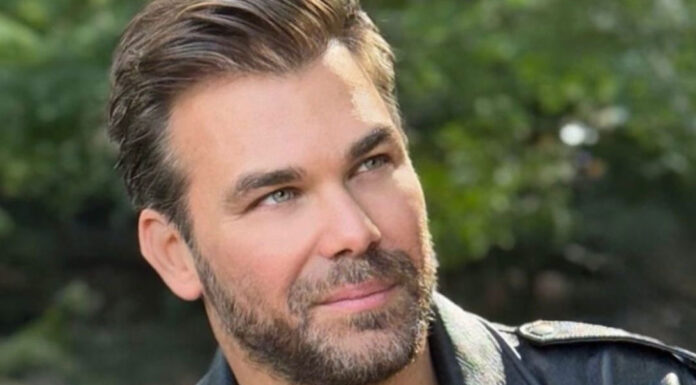 Ο Γιώργος Σαμπάνης και η Ελεάνα Βραχάλη ξανά μαζί