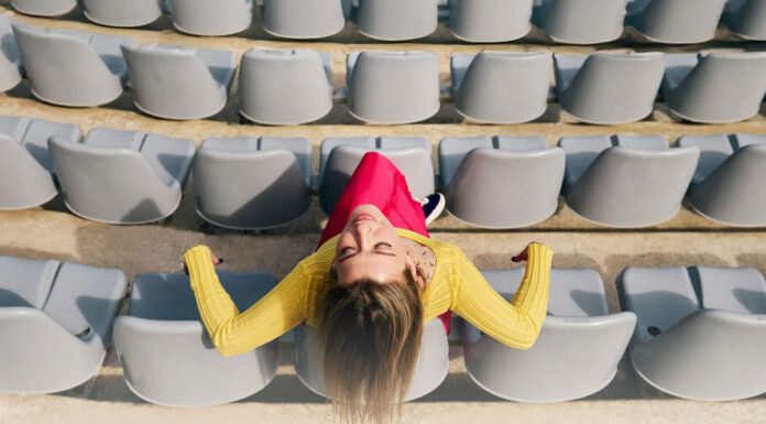 Η Ιουλία Καραπατάκη στο Κατράκειο Θέατρο Νίκαιας | Δευτέρα 7 Ιουλίου 2025