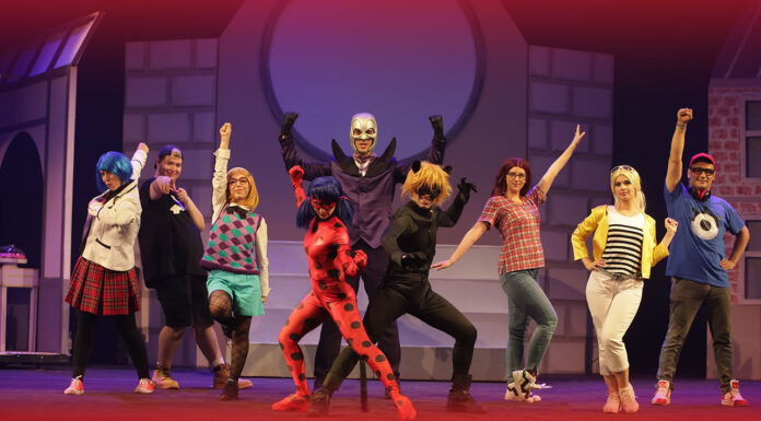Η θεατρική παράσταση «MIRACULOUS: Ιστορίες των Ladybug & Cat Noir» κάνει περιοδεία σε όλη την Ελλάδα!