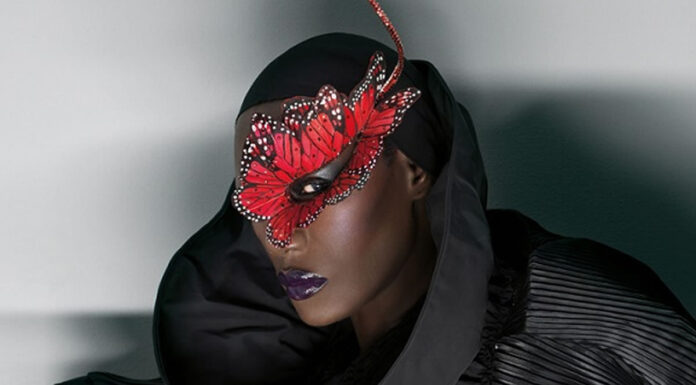 Grace Jones | Η ιέρεια της πρόκλησης και της ελευθερίας έρχεται στο Sani Festival στις 2 Αυγούστου Grace Jones | Η ιέρεια της πρόκλησης και της ελευθερίας έρχεται στο Sani Festival