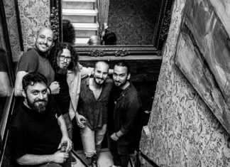 Οι Crossroads – Κυκλοφόρησαν Το Ντεμπούτο Album “ΘΥΣΙΕΣ”! Οι Crossroads είναι μια ροκ μπάντα από τη Θεσσαλονίκη, και κυκλοφόρησαν μόλις το πρώτο τους άλμπουμ με τίτλο «Θυσίες»