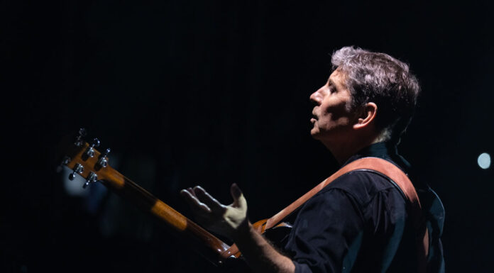 Ο Σωκράτης Μάλαμας επιστρέφει με την Ιουλία Καραπατάκη και τη μπάντα του | Δευτέρα 28 Ιουλίου | Πόρτο Ράφτη – Αυλάκι