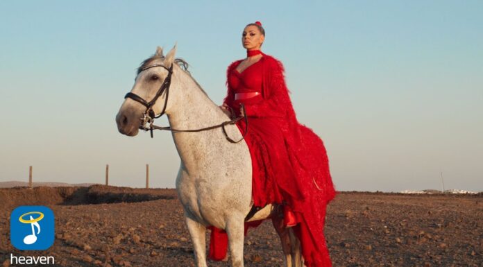 «Πήγα σε Μάγισσες»: Η Johanna δίνει νέα πνοή στη μεγάλη επιτυχία του Χρήστου Νικολόπουλου