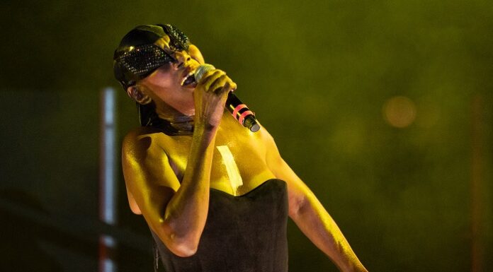 Sani Festival | Η ιέρεια της παγκόσμιας σκηνής Grace Jones μάγεψε το κοινό στον Λόφο της Σάνης Sani Festival | Η ιέρεια της παγκόσμιας σκηνής Grace Jones μάγεψε το κοινό στον Λόφο της Σάνης