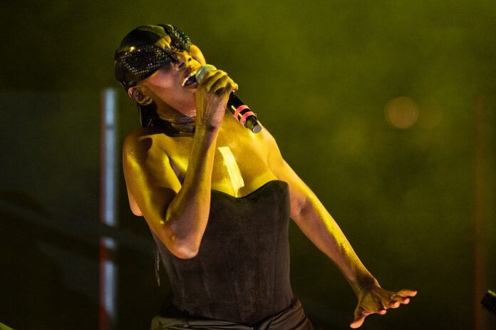 Sani Festival | Η ιέρεια της παγκόσμιας σκηνής Grace Jones μάγεψε το κοινό στον Λόφο της Σάνης