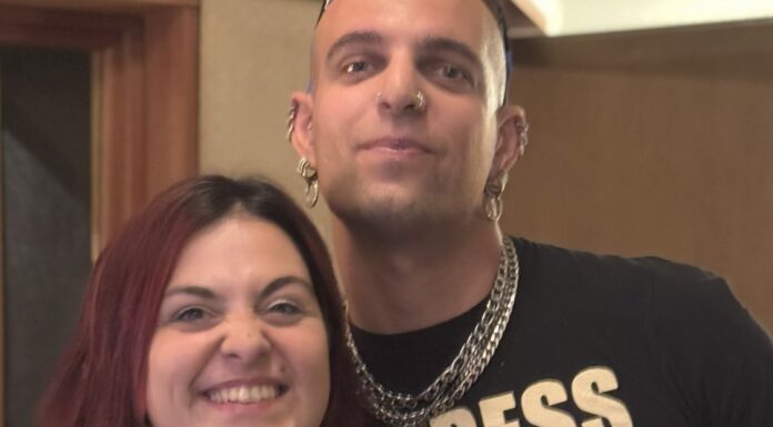 Πολυξένη Καράκογλου & Κοινοί Θνητοί «Μη φοβηθείς»