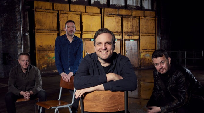 Οι Starsailor, ένα από τα πιο διαχρονικά συγκροτήματα της βρετανικής indie rock σκηνής, επιστρέφουν στην Ελλάδα.