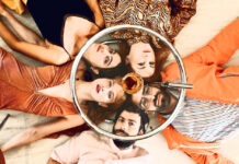 (Love me) Tinder: Πρεμιέρα, Δευτέρα 10 Νοεμβρίου στο Theatre Of The No