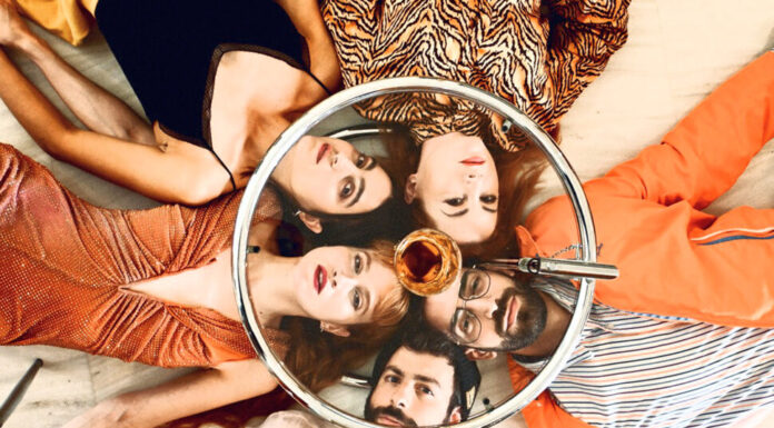 (Love me) Tinder: Πρεμιέρα, Δευτέρα 10 Νοεμβρίου στο Theatre Of The No