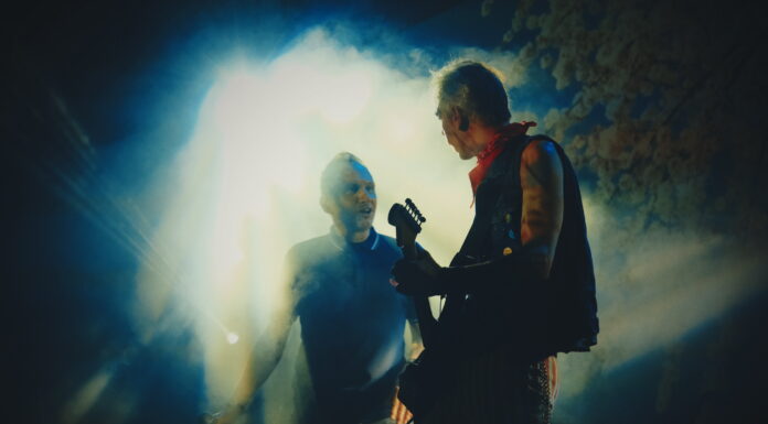 Mikro Live στο Gagarin 205: Η νύχτα που δεν κοιμήθηκε η πόλη