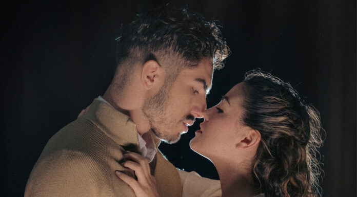 Οι Ανέγγιχτες» στο Θέατρο Χώρος: Παράταση με 3 επιπλέον παραστάσεις τον Ιανουάριο | Εισιτήρια Τρεις επιπλέον παραστάσεις για το έργο «Οι Ανέγγιχτες» στο Θέατρο Χώρος (2, 3 & 4 Ιανουαρίου). Ένα ψυχολογικό δράμα μυστηρίου για τον εγκλωβισμό και τη λύτρωση.