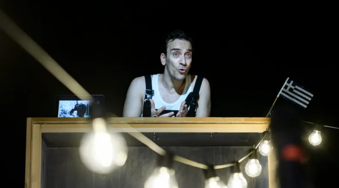 Στρακαστρούκες: Ο μονόλογος του Δημήτρη Σαμόλη γίνεται Sold Out