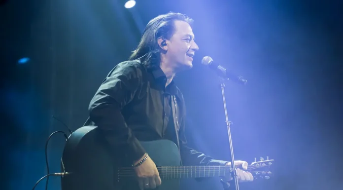 Γιάννης Κότσιρας: Νέες Παρασκευές στον Σταυρό του Νότου (Από 30/01) Γιάννης Κότσιρας: Νέες Παρασκευές στον Σταυρό του Νότου (Από 30/01)